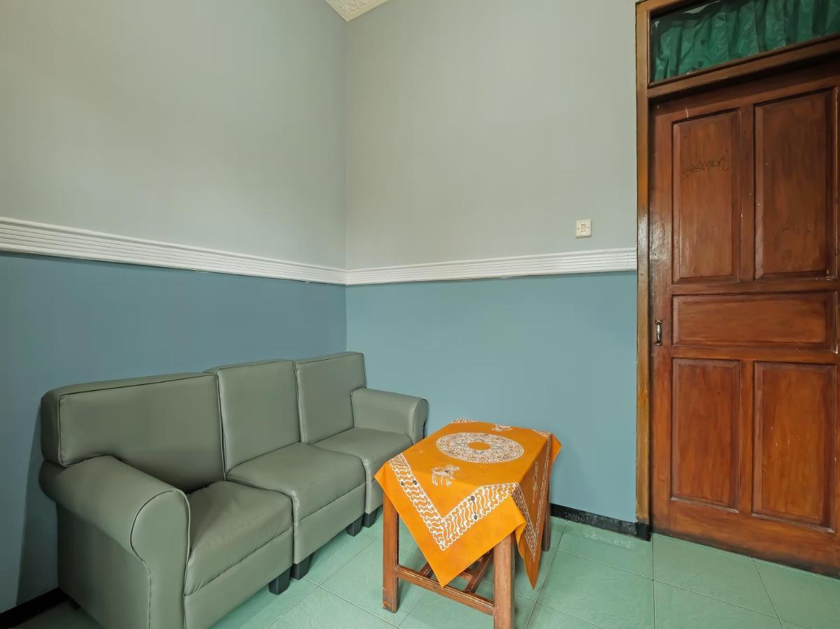 Collection O 91914 Hotel Citra Dewi 2 Int'S Semarang Exterior foto